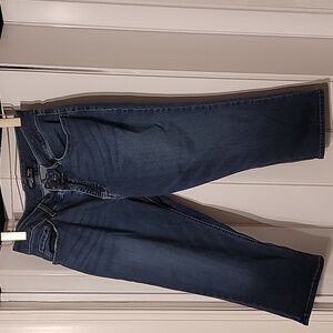 Women's Riders by Lee Capris